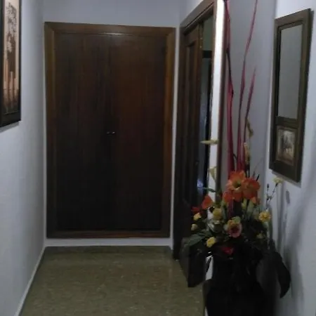 Apartamento Piso Muy Amplio En . Málaga